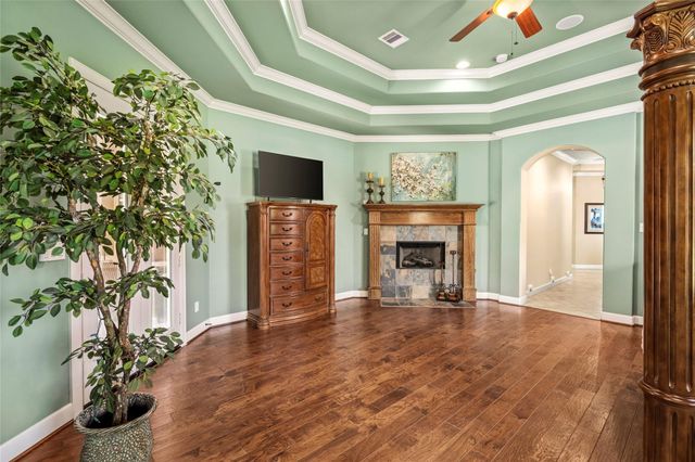 3020 Bridle Path, Friendswood, TX 77546