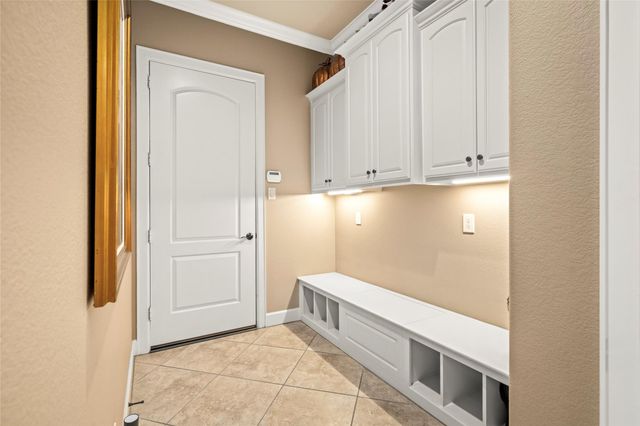 3020 Bridle Path, Friendswood, TX 77546