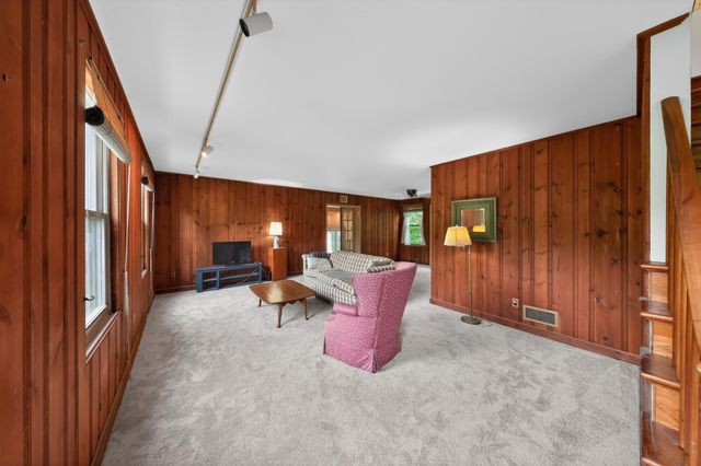 10 SOUTH TRL, Wilmington, DE 19810