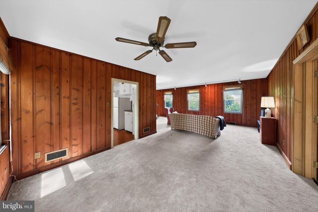 10 SOUTH TRL, Wilmington, DE 19810