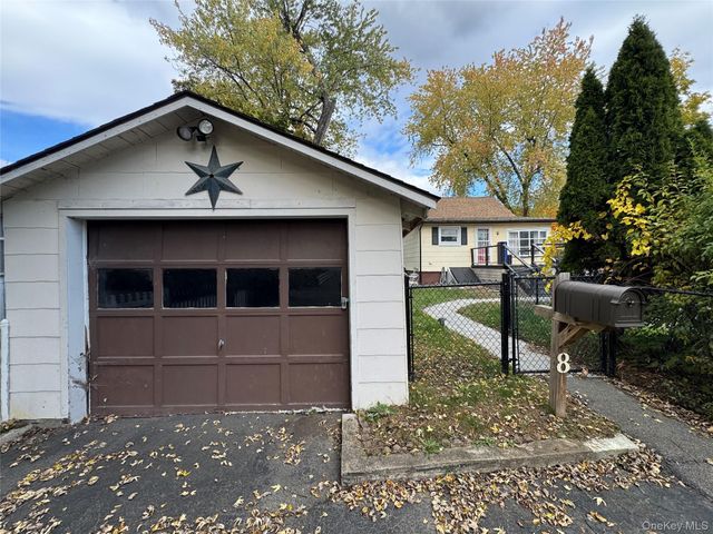 8 E Marie Street, Hudson, NY 12534