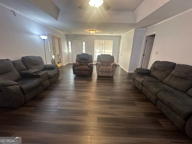 214 Barfield Drive, Dublin, GA 31021