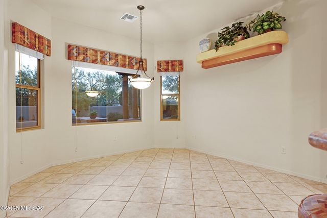 9886 E VERYL Place, Tucson, AZ 85749