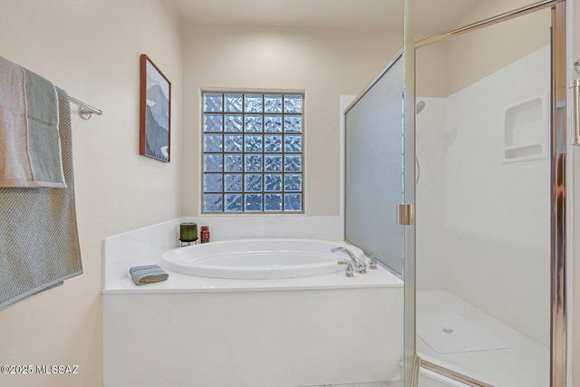 9886 E VERYL Place, Tucson, AZ 85749