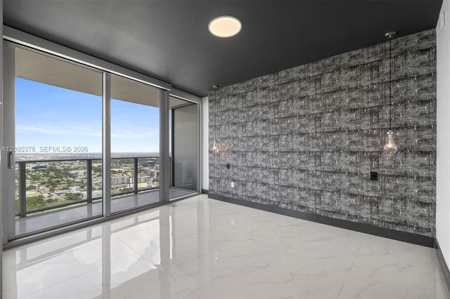 488 NE 18th Street 4900, Miami, FL 33132