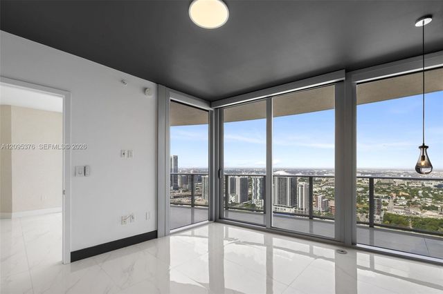 488 NE 18th Street 4900, Miami, FL 33132