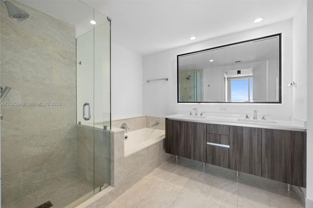 488 NE 18th Street 4900, Miami, FL 33132