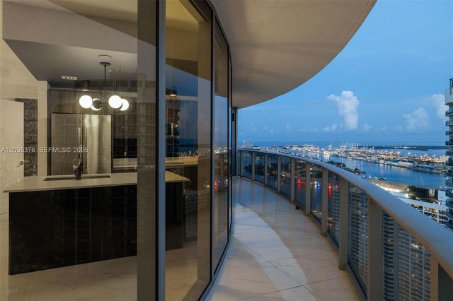 488 NE 18th Street 4900, Miami, FL 33132