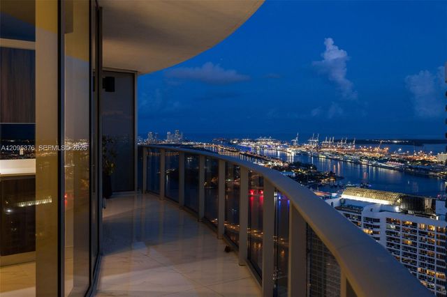 488 NE 18th Street 4900, Miami, FL 33132