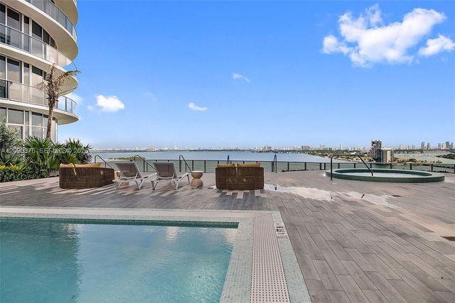 488 NE 18th Street 4900, Miami, FL 33132
