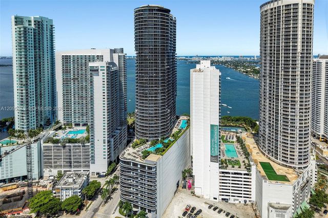 488 NE 18th Street 4900, Miami, FL 33132