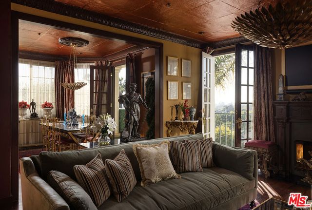 960 N Doheny Drive 306, West Hollywood, CA 90069