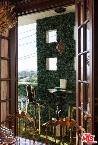 960 N Doheny Drive 306, West Hollywood, CA 90069