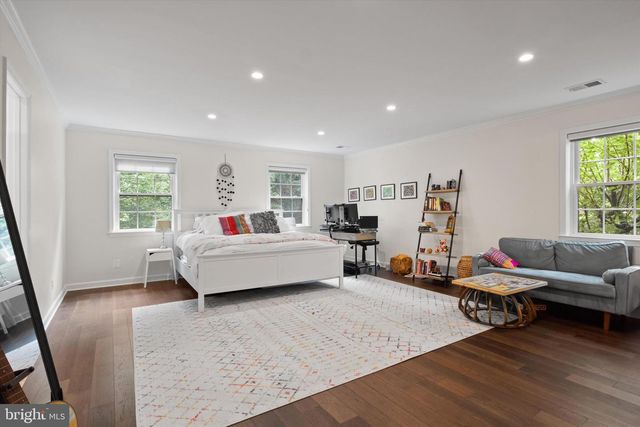 6369 BRAMPTON CT, Alexandria, VA 22304