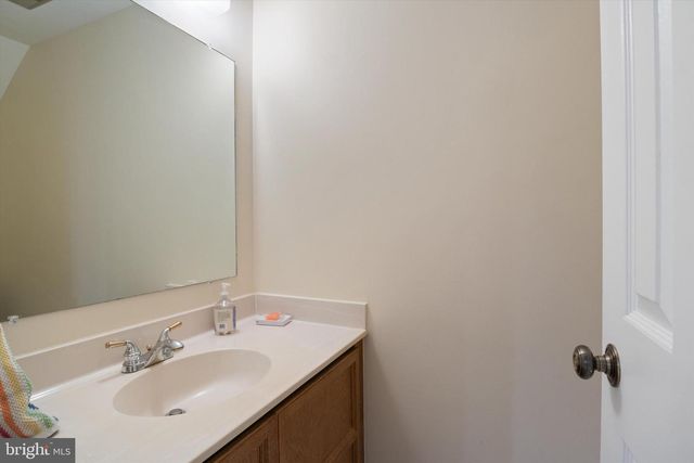 6369 BRAMPTON CT, Alexandria, VA 22304