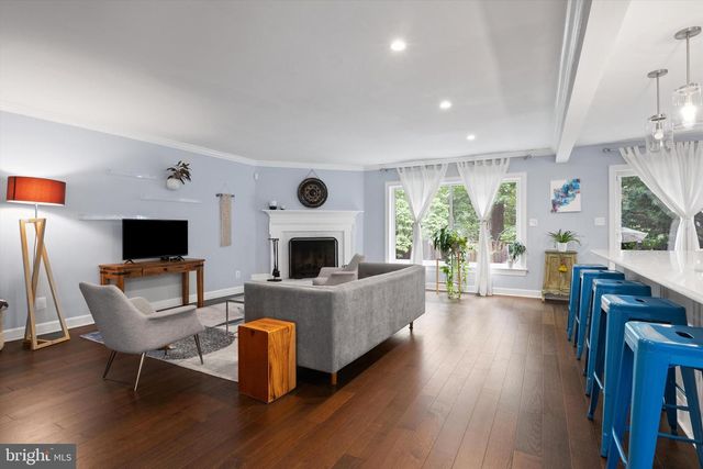 6369 BRAMPTON CT, Alexandria, VA 22304