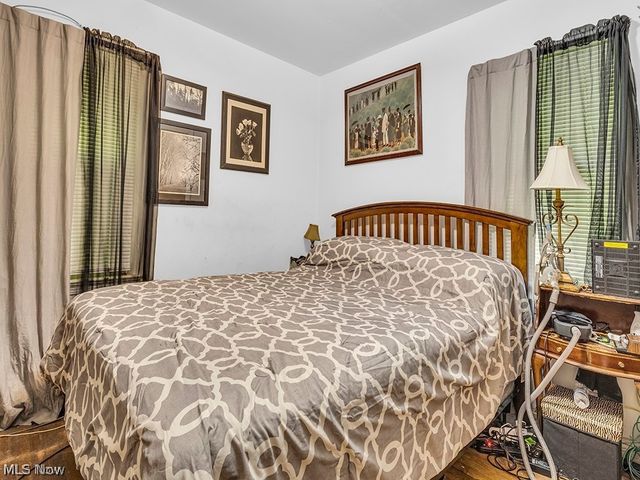 4216 E 162nd Street, Cleveland, OH 44128