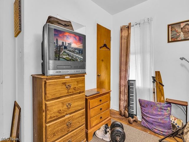 4216 E 162nd Street, Cleveland, OH 44128