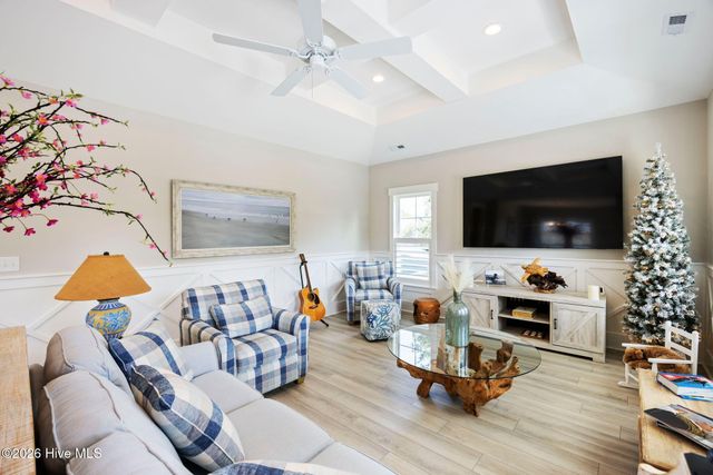 157 NE 4th Street, Oak Island, NC 28465