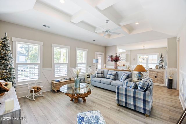 157 NE 4th Street, Oak Island, NC 28465
