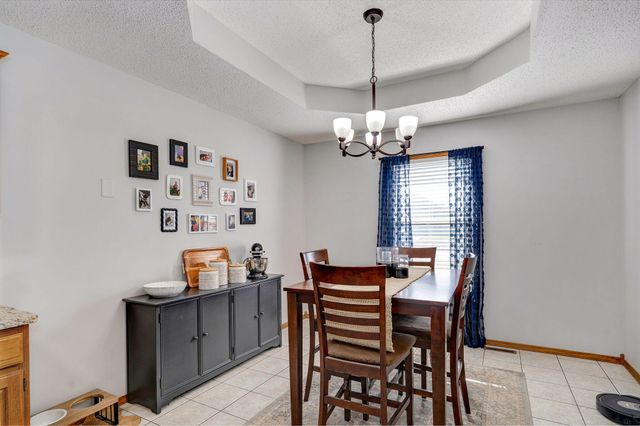 3569 W Cardinal Drive, Springfield, MO 65810