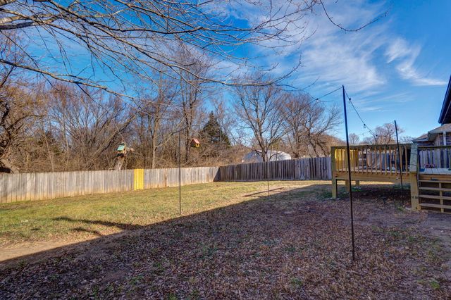 3569 W Cardinal Drive, Springfield, MO 65810