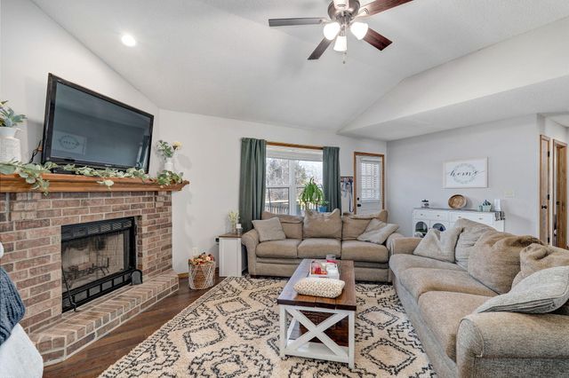 3569 W Cardinal Drive, Springfield, MO 65810