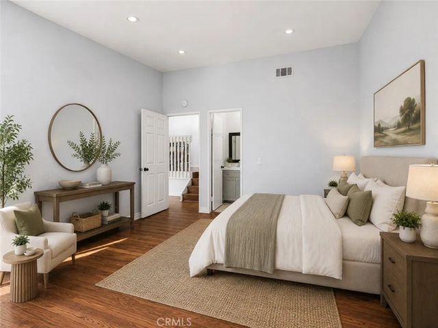 2710 W Segerstrom Avenue F, Santa Ana, CA 92704