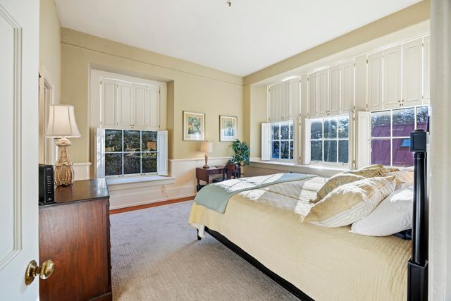 67 Legare 201, Charleston, SC 29401