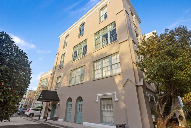 67 Legare 201, Charleston, SC 29401