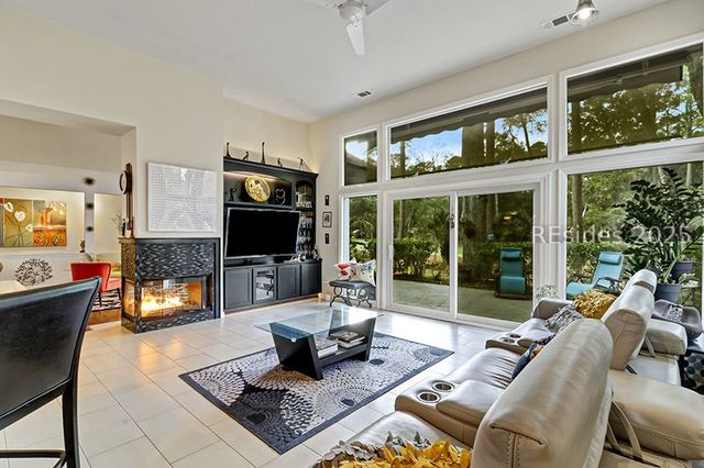 5 Indigo Ct, Hilton Head Island, SC 29926