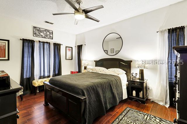 5 Indigo Ct, Hilton Head Island, SC 29926