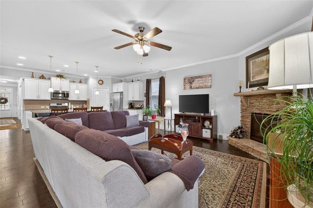 6655 Rivergreen Road, Flowery Branch, GA 30542