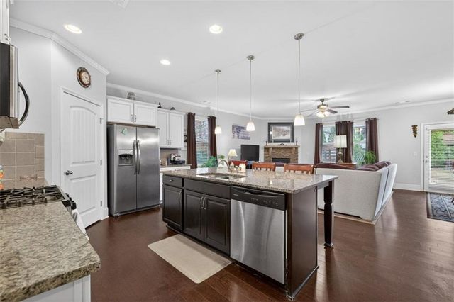 6655 Rivergreen Road, Flowery Branch, GA 30542