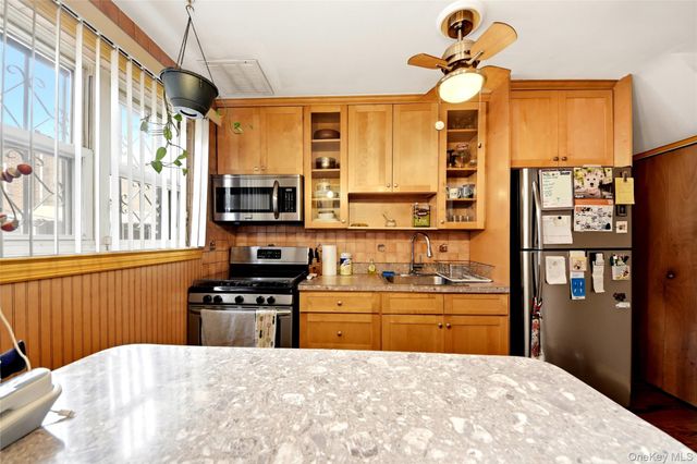 3001 Zulette Avenue, Bronx, NY 10461