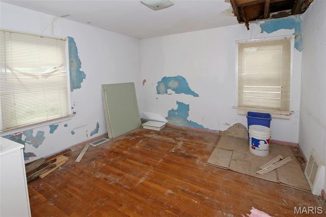 3551 Saint Christopher Lane, St Ann, MO 63074