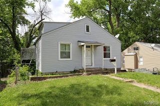 3551 Saint Christopher Lane, St Ann, MO 63074