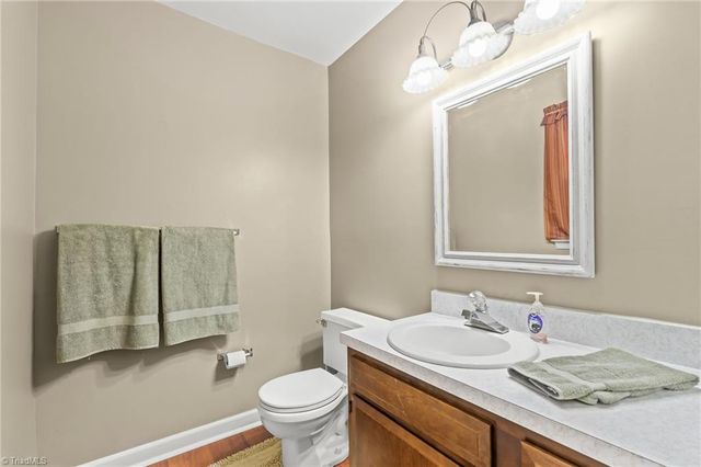 5520 Robinridge Road, Greensboro, NC 27410