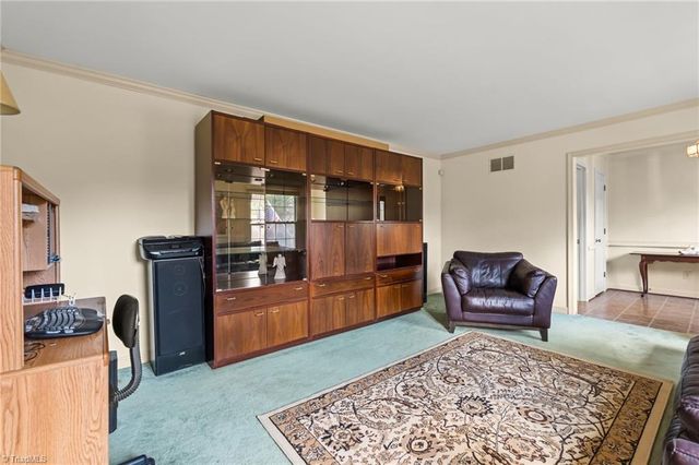 5520 Robinridge Road, Greensboro, NC 27410