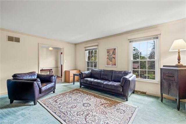 5520 Robinridge Road, Greensboro, NC 27410