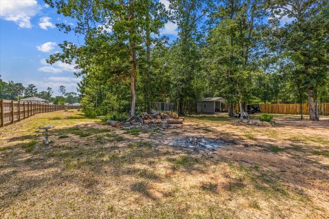 9792 Cold Creek Drive, Conroe, TX 77306