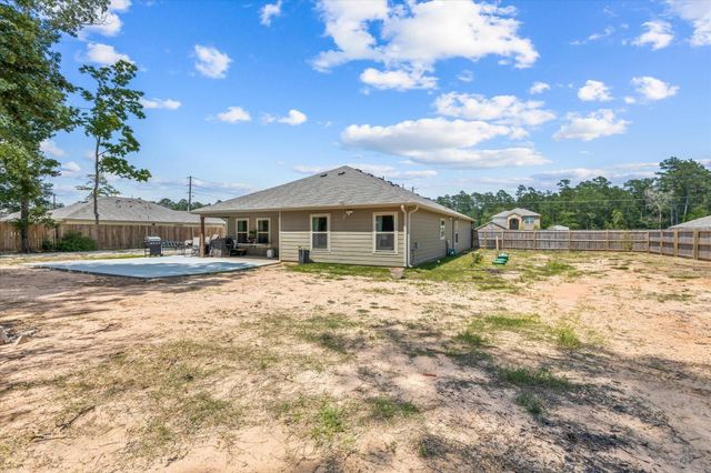 9792 Cold Creek Drive, Conroe, TX 77306