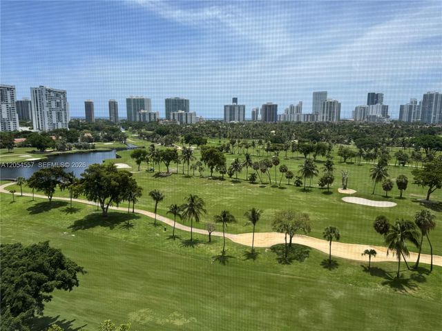 20335 W Country Club Dr 1206, Aventura, FL 33180