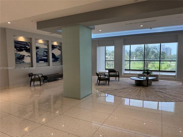 20335 W Country Club Dr 1206, Aventura, FL 33180