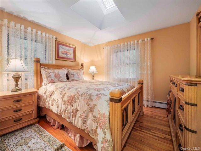 10 Burham Drive, Smithtown, NY 11787