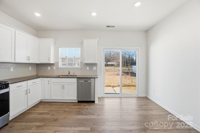 8012 Clairwood Drive, Charlotte, NC 28269