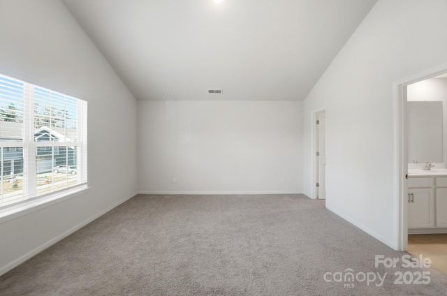 8012 Clairwood Drive, Charlotte, NC 28269