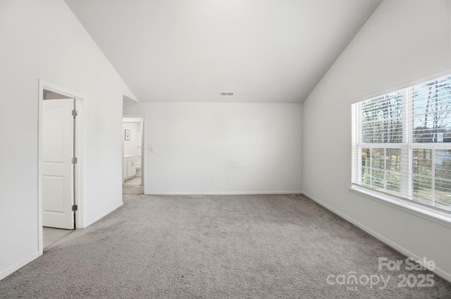 8012 Clairwood Drive, Charlotte, NC 28269