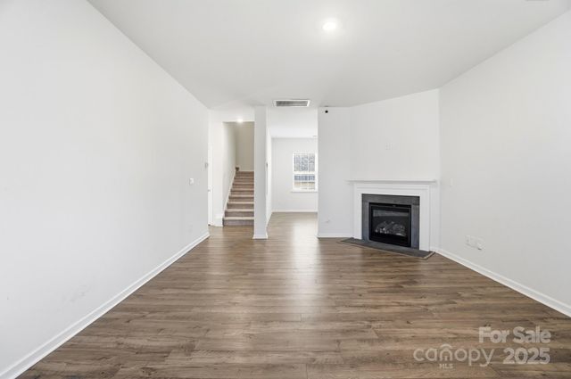 8012 Clairwood Drive, Charlotte, NC 28269