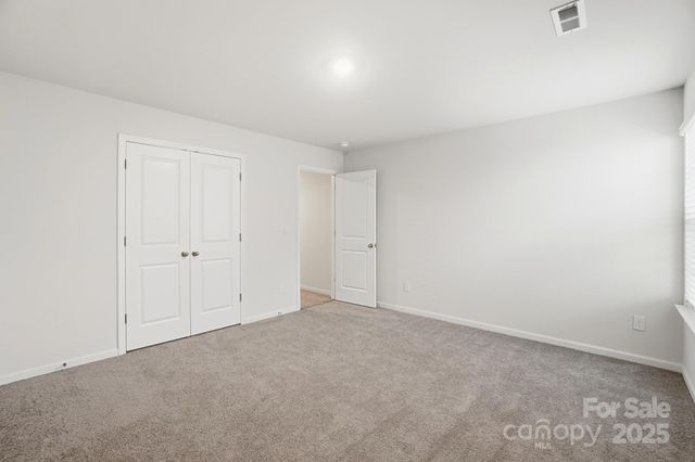 8012 Clairwood Drive, Charlotte, NC 28269